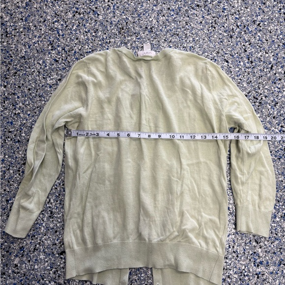 LOFT Women's light green Cardigan Sweater beautiful buttons - Picture 7 of 8